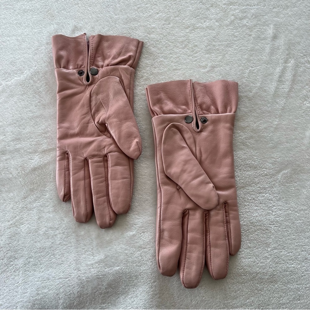 PASTEL Pink Flared Cuff Leather Gloves - Picture 3 of 5